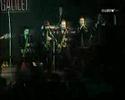minireportaje en las noticias de cuatro sobre los grupos musicales le punk y alameda dosoulna en el barrio madrile�o de la alameda de osuna.