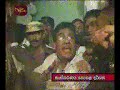 Sri Lankan state TV employees hold minister Mervyn Silva Sri Lankan state TV employees hold minister Mervyn Silva