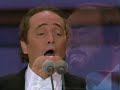 Three Tenors singing 