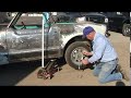 Car Repair & Maintenance : How to Change a Flat Tire Car Repair & Maintenance : How to Change a Flat Tire