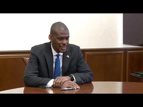 Igor Dodon a avut o întrevedere cu Dereck J. Hogan