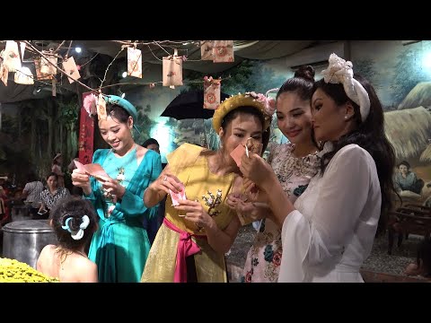 0 Vũ Thu Phương tổ chức tiệc du xuân, dàn mỹ nhân Việt xúng xính váy áo trẩy hội