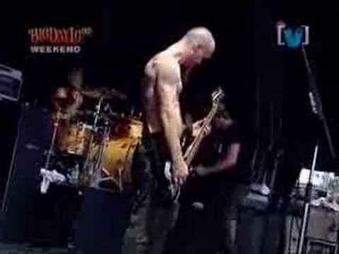 Queens of the Stone Age - Song for the Dead
