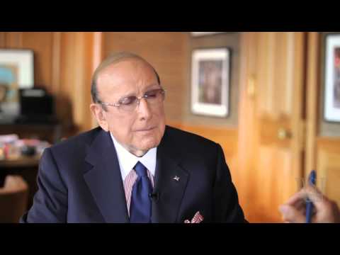 Clive Davis: Cigarettes -- Not Drugs -- Kept Whitney From Regaining Her Voice
