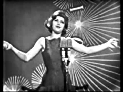 Conchita Bautista - Gitanibiri / Cerquita De Ti Conchita Bautista - Gitanibiri / Cerquita De Ti
