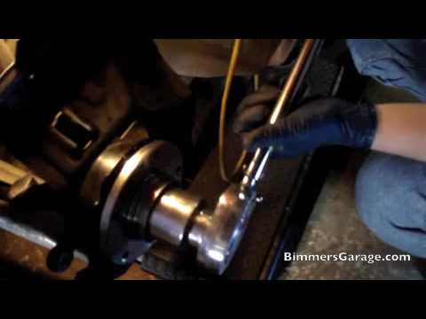 BMW Wheel Hub Bearing Replacement : DIY [ How To – Part 2 of 2 ] /// 330i (E46)