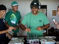 Dj Edinho agitando a galera em Saquarema