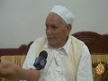 تقرير خالد الديب / سلوق -ليبياتاريخ بث التقرير: 17\9\2008تحيي ليبيا الذكرى السابعة والسبعين لاستشهاد المجاهد عمر المختار, الذي أعدمته قوات الاحتلال الإيطالي عام الف وتسعمائة وواحد وثلاثين. وبالرغم من اتفاقية الصداقة والتعاون التي وقعتها ليبيا مع ايطاليا مؤخرا, فقد أعلنت طرابلس مناسبة إعدام المختار يوما للحداد في جميع مدن الجماهيرية ..