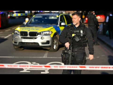 Grobritannien: Polizei erschiet nach Messerstecherei Mann auf der London Bridge