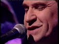 Damon Albarn and Ray Davies perform Waterloo Sunset