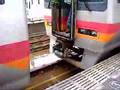 JR四国8000系連結