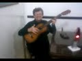 nona guitarreando