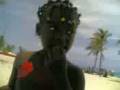 videos de JUGANDO CON LUCECITA EN LA PLAYA...