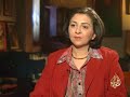 نستضيف فاطمة أحمد إبراهيم أول برلمانية منتخبة في السودان عام 1965، لنتبادل معها أطراف الحديث حول النشأة وتأسيس الاتحاد النسائي ودخول البرلمان وظروف الاعتقال وإعدام زوجها الشفيع.تاريخ بث البرنامج:7/9/2007لقراءة حلقة البرنامج مكتوبة:http://tinyurl.com/39nzh5إعداد وإخراج:روان الضامن