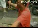 Carga policial de los antidisturbios contra los agricultores