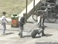 Pick Pocketing in  Broad Daylight