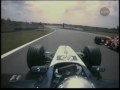 videos de Juan Montoya goes around Michael Schumacher at the Nurburgring 2003