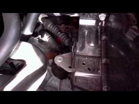 How to adjust clutch on Peugeot 107, Aygo