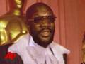 Singer, Songwriter Isaac Hayes Dies at Age 65