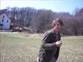 Vere?v�ran sa b�cha do hrude a ostatek sa rehoce