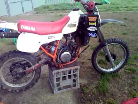 how to check the oil on a yz80