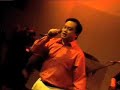William Hung \"tie a yellow ribbon\" William Hung \"tie a yellow ribbon\"