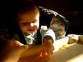 Chloé mange les frite de butternut