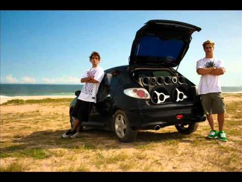 Bonde da Stronda - É Nós Família Música Oficial 2011