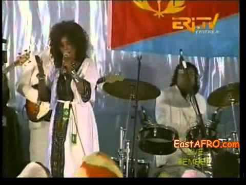 ERITREA - Faytinga singing Live in Asmara for the Kuds Yowhans Concert 2013