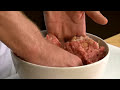Frikadellen vorbereiten und braten Frikadellen vorbereiten und braten