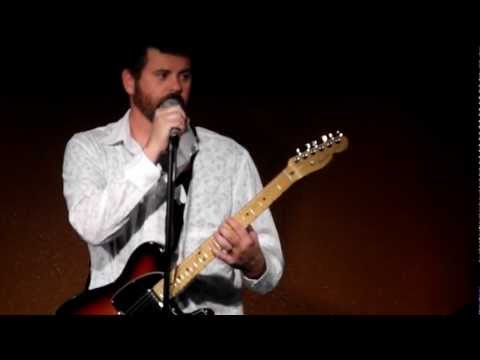 JR BROW - Live at Penguins Comedy Club - Similarities in music. La Bamba Twist n Shout Chuck Berry