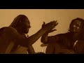 grava��o do dvd release da folha de ch� com participa��o especial de edson gomes.

m�sica:
reggae roots
ricardo reina/gabriel carvalho

reggae � roots
� raiz
um sentimento bom
e � voc� quem diz
dom natural, universal
som alto astral,
recheio do bom

� raiz no cora��o do brasil
cachoeira, salvador e s�o lu�s
� quem diz
mensagens pra ser feliz
no som

venha de l�, n�o diga n�o
vem sentir o sol
deixe a tristeza ir
vou dividir, vou sonhar
que � poss�vel ent�o agente ser feliz

ser feliz no cora��o do brasil
cachoeira, salvador e s�o lu�s
� quem diz mensagens pra ser feliz
o amor

dire��o:
maur�cio caires

dire��o de fotografia:
maur�cio ca�res

c�meras:
maur�cio caires

edi��o:
maur�cio caires

capta��o de �udio (direto):

agradecimentos:
edson gomes
cau marley

produ��o:
casa de edi��o
macaco beleza produ��es

www.folhadecha.com.br
� 2008 infus�o musical