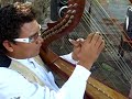 Victor Morales, con arreglos del Prof. Jose Saldeño interpreta una pieza musical en Villa d Cura Edo. Aragua. Navidades 2006
Contrataciones 0416 - 742.39.70
 Video creado por:    josjesal@yahoo.com.ar