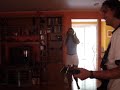 Pasha igraet na gitare