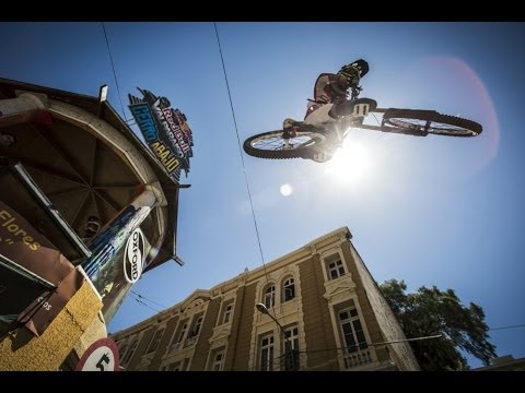 Urban Downhill Mountain Biking - Red Bull Valparaiso Cerro Abajo 2014