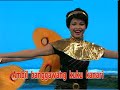 Kupu-kupu sepanjang pantai (Ambon song)