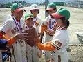 Japan little leaguers play with Ian's old-time glove