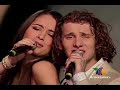 Cynthia canta junto a Samuel en la 5ta. generación