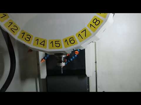 2014 FANUC ROBODRILL ALPHA D21LIA5 Vertical Machining Centers | Tight Tolerance Machinery (1)