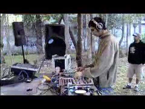 ACID FLUX @ SINTETIK