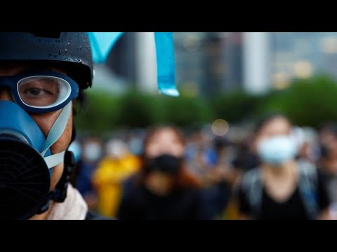 China: Hongkonger Proteste halten nach gewaltsamen Woch ...