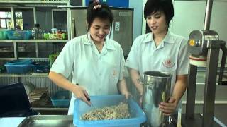 มาดูรถขาย ไส้กรอกอีสาน รุ่นใหม่กัน