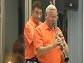 filmed in malta april 2006 by mark field of cotswoldjazz. dave stradwick trumpet/leader,
john howlett trombone, bernard stutt clarinet,
john hall drums, mike godwin bass & ken hall banjo.