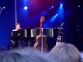 rufus wainwirght @ cactus festival brugge belgium singing
cigarettes and chocolate milk