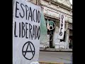 anticapitalismo! (rameras-destruyendo muros)