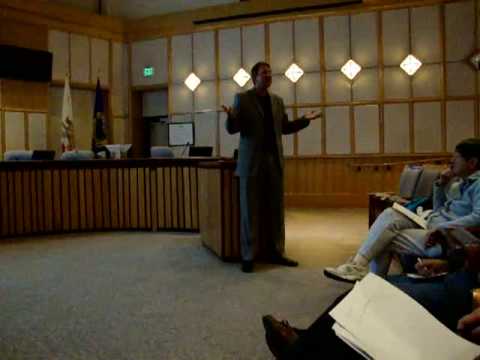 VTAPlanning - The second video in a series from the Light Rail Comprehensive Analysis public meeting on November 19th in Mountain View.