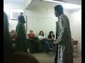 obra en la universidad sobre  el teatro absurdo 