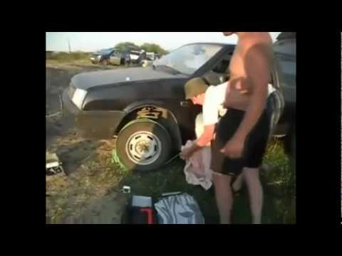 Como arrancar un coche sin bateria cuando no tenemos pinzas 0 Como arrancar un coche sin bateria cuando no tenemos pinzas
