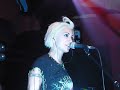 Özlem Tekin - Bana Bi'şey Olmaz (JJ Balans Canlı Performans 2011)