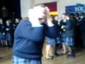 videos de Chloe Teaches the Macarena